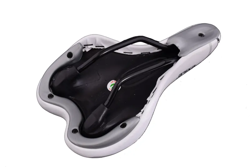 Claud Butler Replacement Kids Bike Saddle White - Image 2